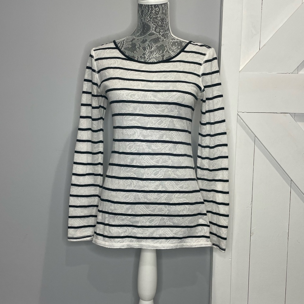 Express Fitted Black and White Crew Neck Sweater “Sheer/Light Weight”
